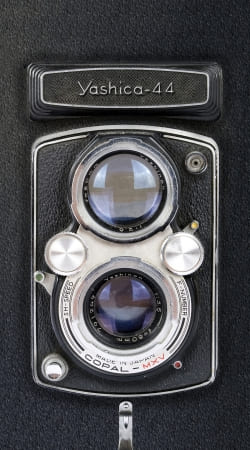 Vintage Camera Yashica-44